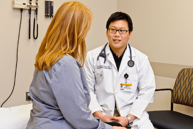 photo of Dr. Hwang and patient