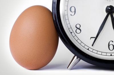 egg and clock