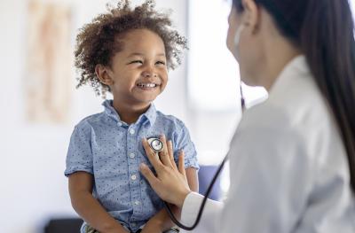 Dooctor with child patient