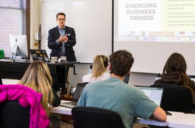 Jim Flink teaching class