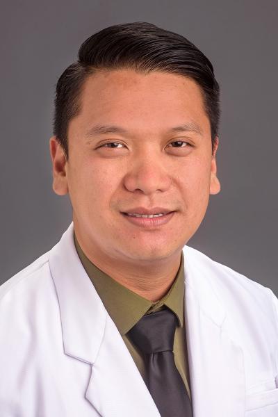 Jonathan Ross Ang, MD headshot