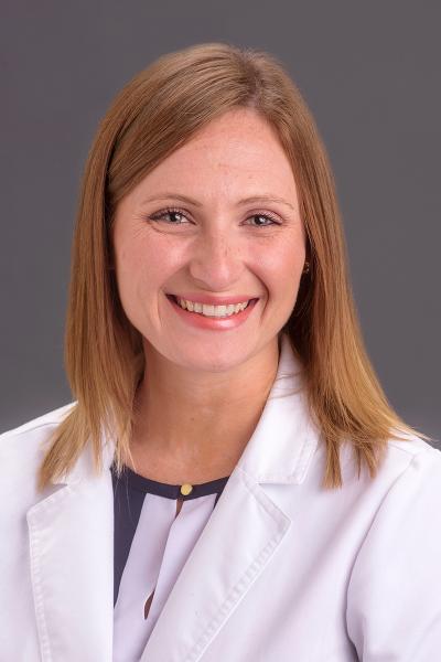 Abigail Lynch, FNP headshot