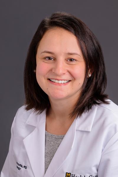 Eliza DeFroda, MD headshot