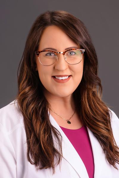 Courtney Henley, FNP headshot