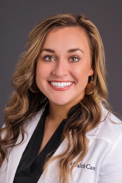 Erika Buchheit, FNP headshot