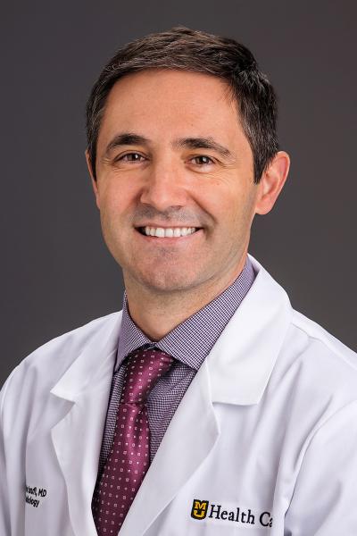 Edvin Isufi, MD headshot