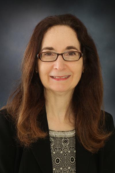 Lisa Kolb, MD headshot