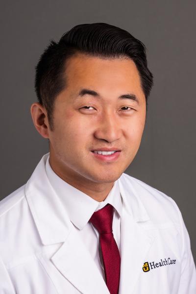 Thomas Xu, MD headshot