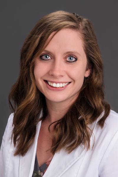 Ashley Thomas, FNP headshot