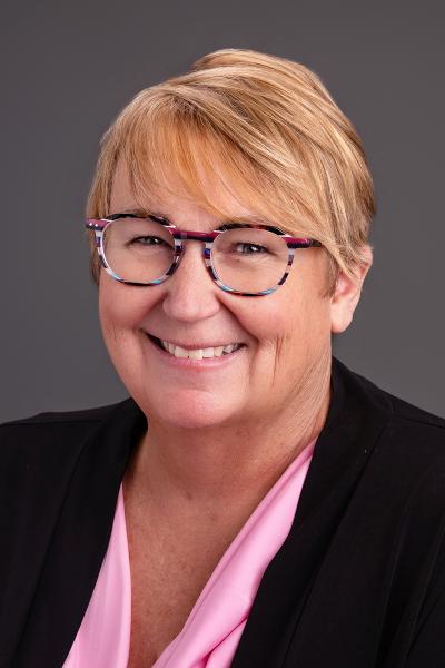 Renae Belt, LCSW headshot
