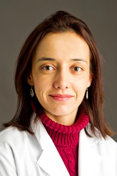 Camila Manrique, MD headshot