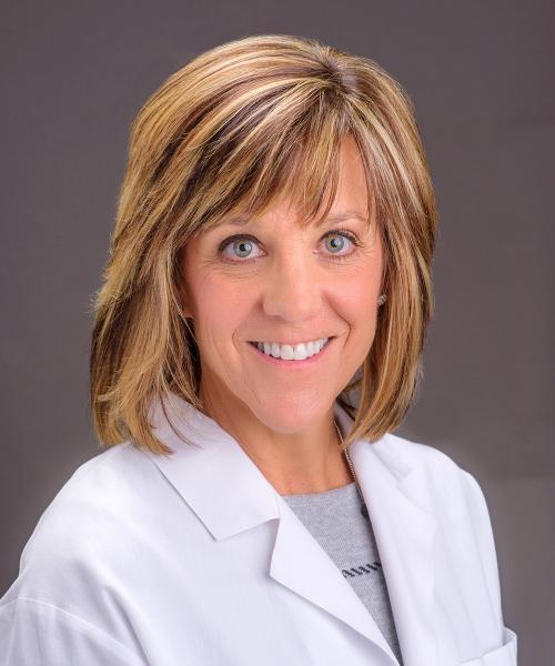 Lisa Pierce, MD headshot