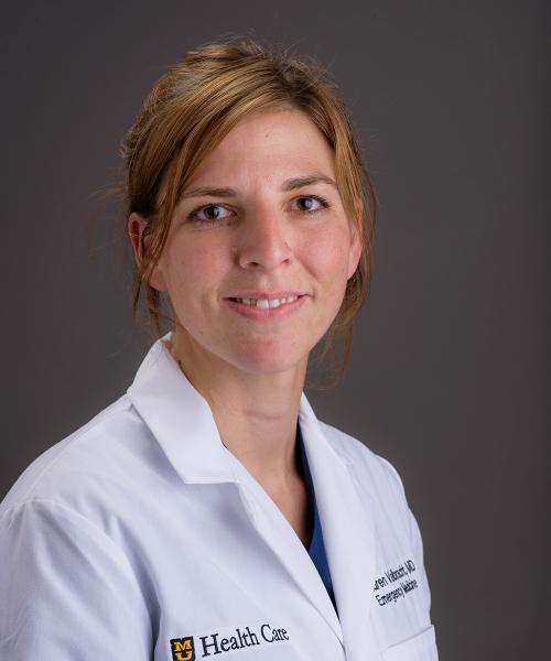 Lauren Valbracht, MD headshot