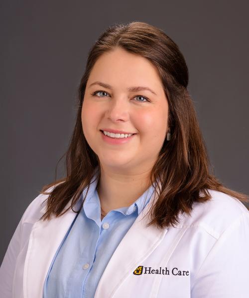 Michelle Lamb, AGNP headshot