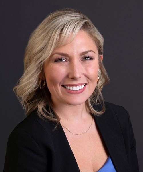 Kirsten Connell, FNP headshot