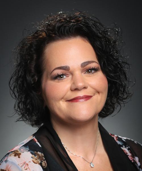 Susan Lipasek, FNP headshot