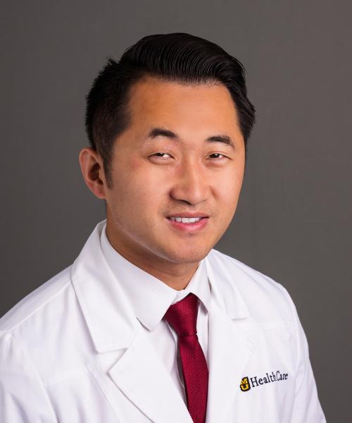 Thomas Xu, MD headshot