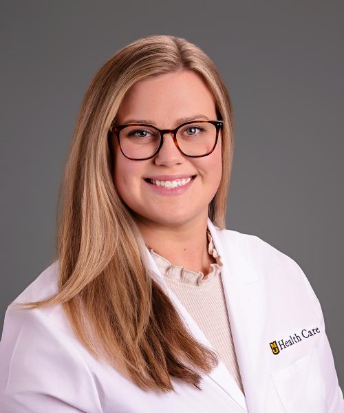 Lacey Stockton, FNP headshot