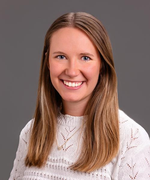 Kaitlyn Monhollen, PA headshot