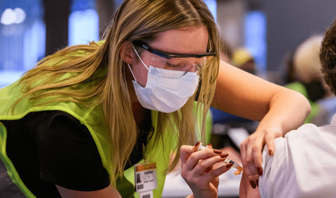 1040-210204_COVID_Mass_Vaccine_Clinic-22